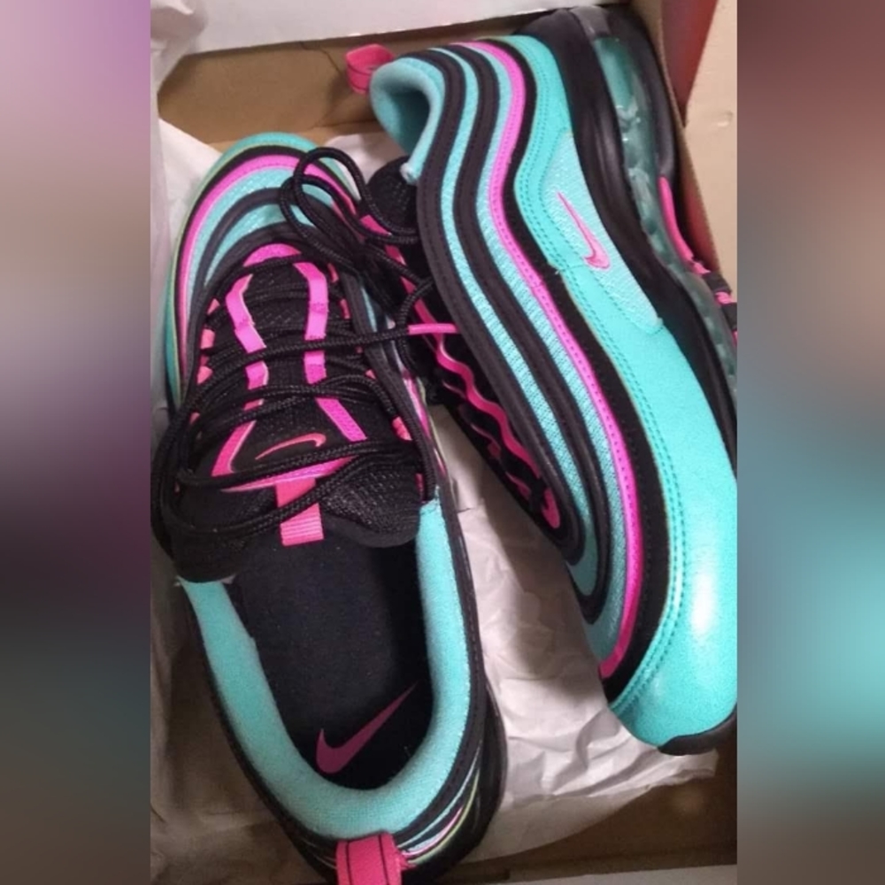 Nike air max